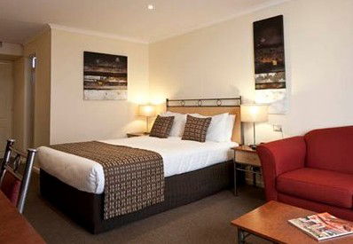 Quality Resort Inlander - Tourism Townsville 1