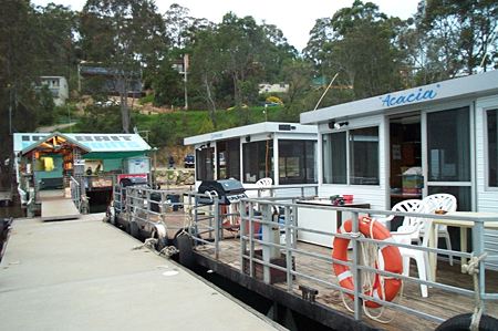 Clyde River Houseboats - Tourism Townsville 0
