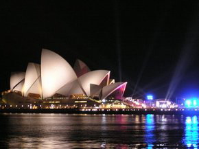 Sydney Opera House - Tourism Townsville 3