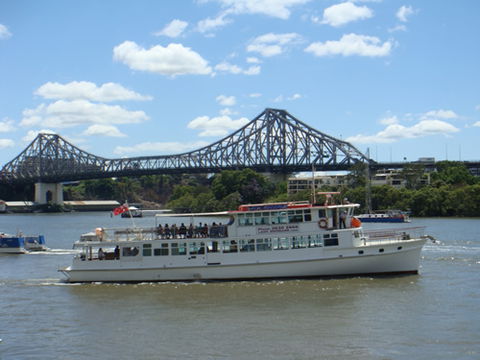 Brisbane Cruises - Tourism Townsville 0