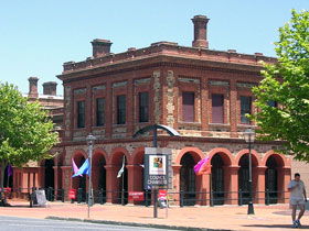 Port Community Arts Centre - Tourism Townsville 0
