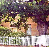 Oak Lodge