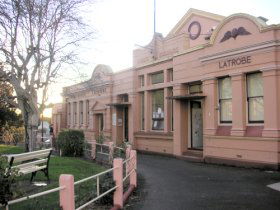 Court House Museum - Tourism Townsville 0