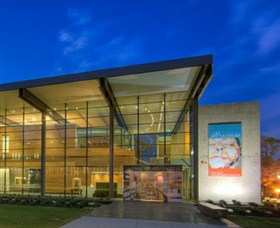 UQ University Art Museum - Tourism Townsville 0