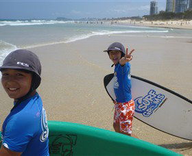 Broadbeach Surf School - Tourism Townsville 0