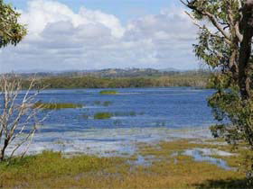 Lake Barfield - Tourism Townsville 0