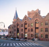 Ken Done Gallery - Tourism Townsville