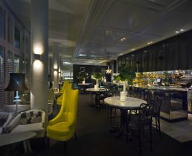 Ivy Bar - Tourism Townsville 0