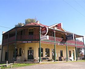 Coolac Hotel - Tourism Townsville 0