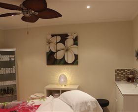 Zen Beauty Spa - Tourism Townsville 1