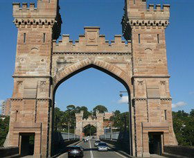 Bailey's Sydney - Tours For People Who Don't Like Tours - Tourism Townsville 6