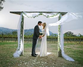Amulet Vineyard And Beechworth Cider - Tourism Townsville 1