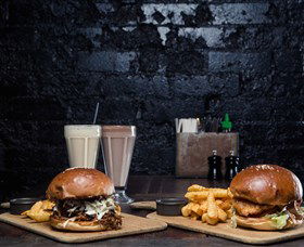 Shorty's Bar - Tourism Townsville 1