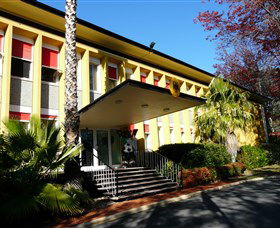 Germany, Embassy Of The Federal Republic Of - Tourism Townsville 1