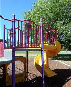 Fadden Pines Playground - Tourism Townsville 2