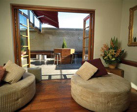 Marlborough Hotel - Tourism Townsville 3