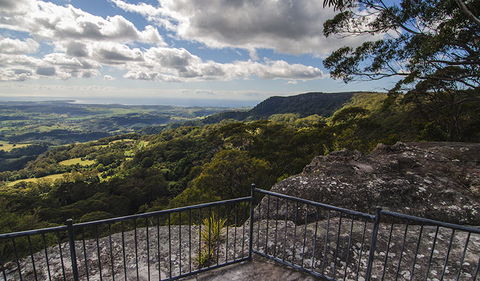 Illawarra Lookout Walking Track - Tourism Townsville 1