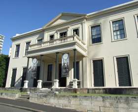 Elizabeth Bay House - Tourism Townsville 3