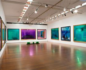 Roslyn Oxley9 Gallery - Tourism Townsville 0
