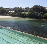 Clovelly Beach - Tourism Townsville