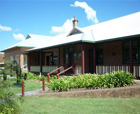 Manning Regional Art Gallery - Tourism Townsville 1