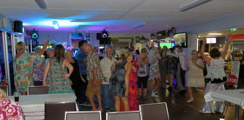 Lake Conjola Bowling Club - Tourism Townsville 3