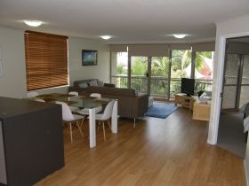 Sanctuary Beach Resort - Tourism Townsville 0