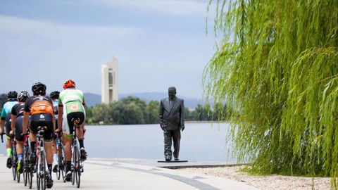 R G Menzies Walk - Tourism Townsville 0