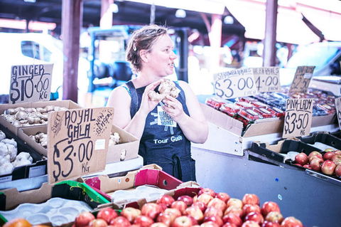 Queen Victoria Market Ultimate Foodie Tour - Tourism Townsville 7