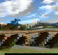 Richmond and Wine Tour Departing Hobart - Tourism Townsville