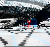 Brisbane Airport Arrival Shuttle Transfer to the Sunshine Coast Hotels/addresses - Tourism Townsville