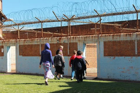 Family Friendly History Tour Of Boggo Road Gaol - Tourism Townsville 1