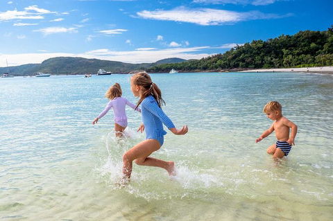 Whitehaven Beach And Daydream Island Cruise - Tourism Townsville 4