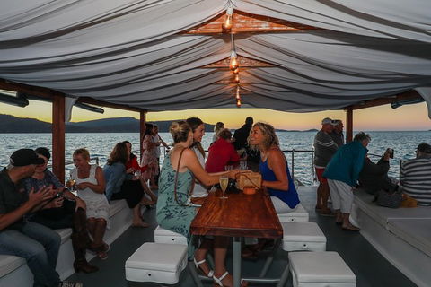 Sundowner Sunset Cruise Airlie Beach - Tourism Townsville 0