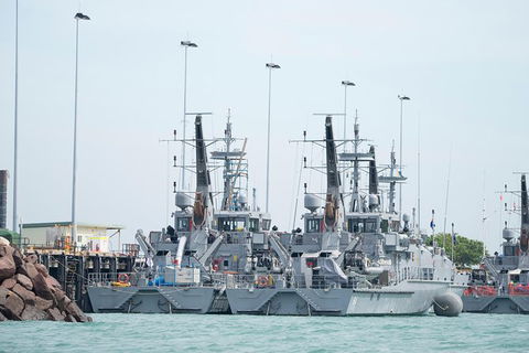 Darwin Harbour Bombing Of Darwin Cruise - Tourism Townsville 7