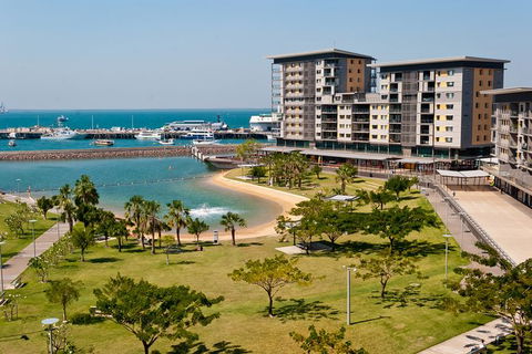 Darwin Hop-on Hop-off Bus Tour - Tourism Townsville 4