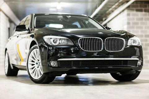 Family Sydney Airport Arrival Transfer - Tourism Townsville 2