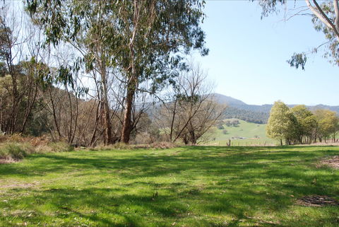 Banimboola Creek Rest Area - Tourism Townsville 2