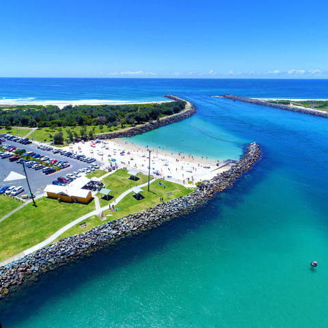 Tuncurry Rock Pool - Tourism Townsville 0