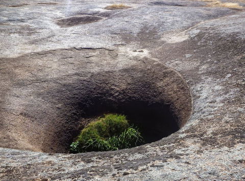 Blowhole And The Rocks - Tourism Townsville 0