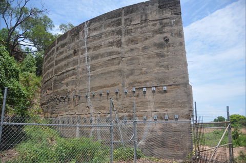 Remnant No 6 Oil Tank Wall - Tourism Townsville 1