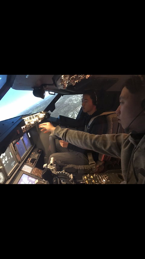 SIM737 Flight Simulator Hobart - Tourism Townsville 1