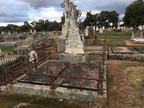 Benalla Cemetery Historical Walk - Tourism Townsville 0