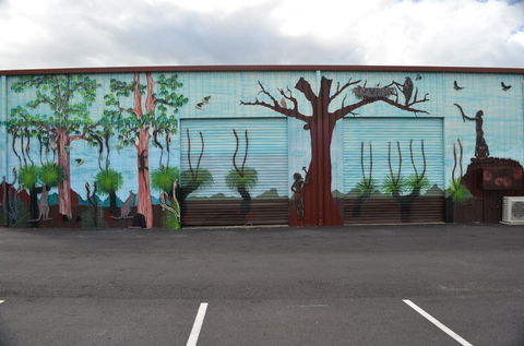 Jambama Art Gallery - Tourism Townsville 0