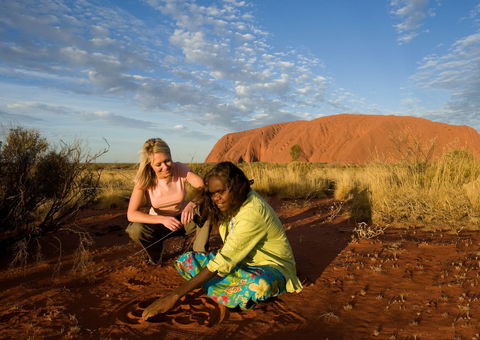 Maruku Arts - Gallery - Tourism Townsville 0