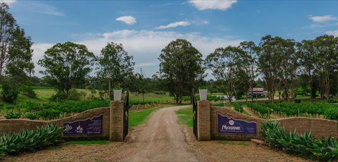 Moorebank Vineyard - Tourism Townsville 0