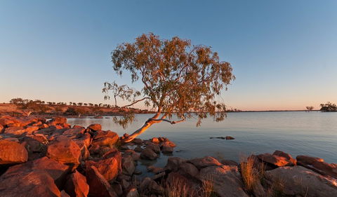 Peery Lake - Tourism Townsville 0