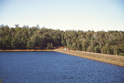 Waroona Dam - Tourism Townsville 0