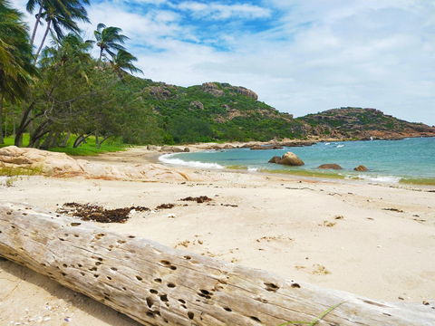 Bowen's Murray's Bay - Tourism Townsville 2