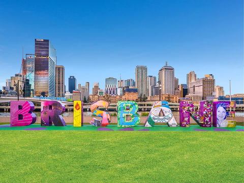 BRISBANE Sign - Tourism Townsville 0